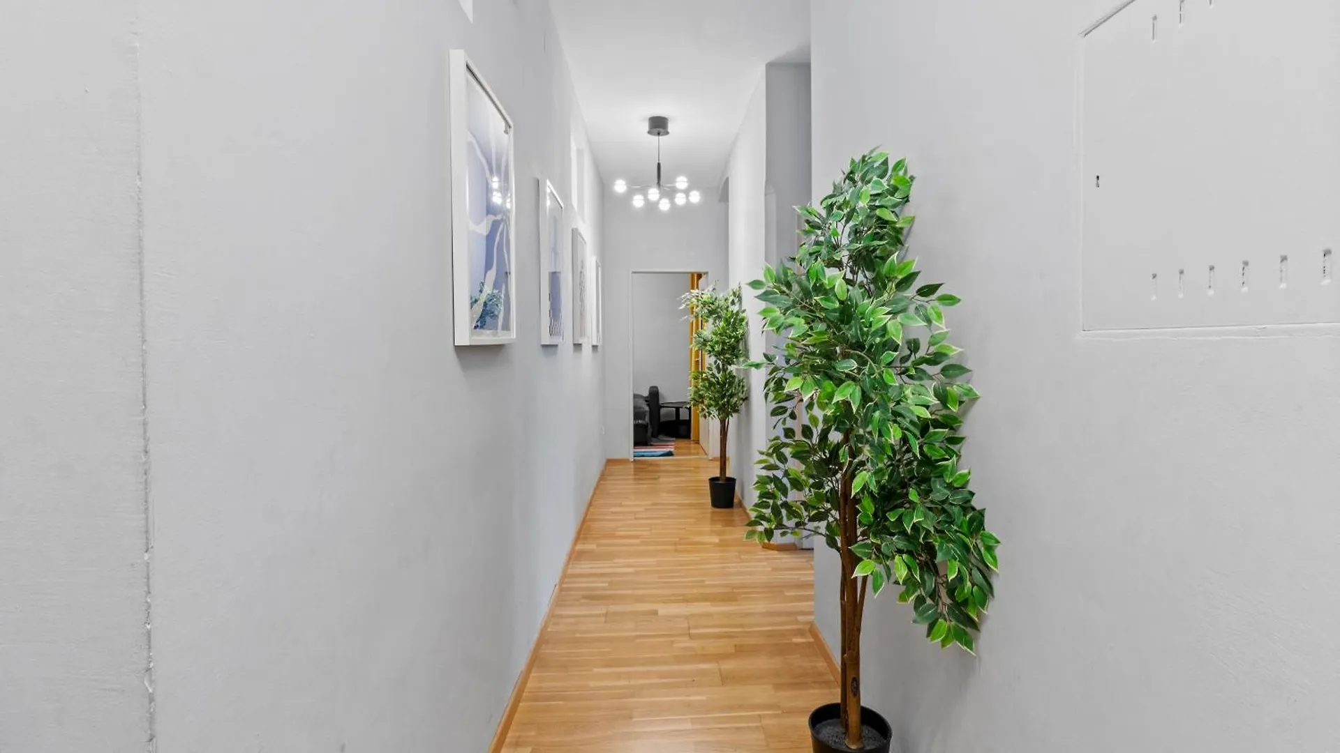 Very Spacious Apartment With A Wintergarden And Terrace, 1 Minute To Tram Station Vienna 0*,  Austria