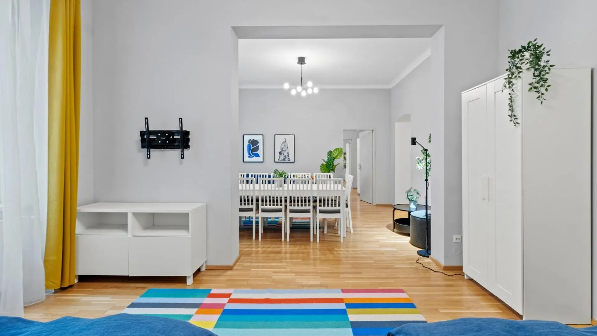 Very Spacious Apartment With A Wintergarden And Terrace, 1 Minute To Tram Station Vienna Austria