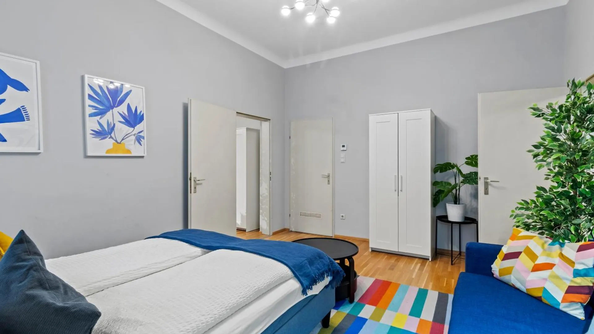 Very Spacious Apartment With A Wintergarden And Terrace, 1 Minute To Tram Station Vienna Austria